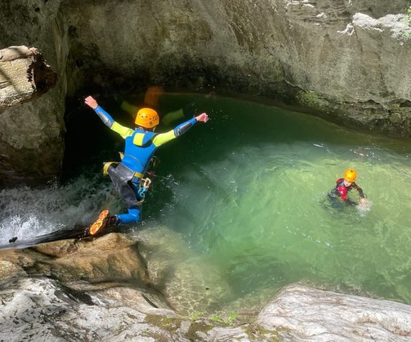 Discovery of canyoning on the Vercors – Auvergne-Rhône-Alpes, France