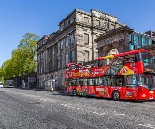 Edinburgh: 24-Hour Family-Friendly Hop-On Hop-Off Bus Tour – Edinburgh, United Kingdom