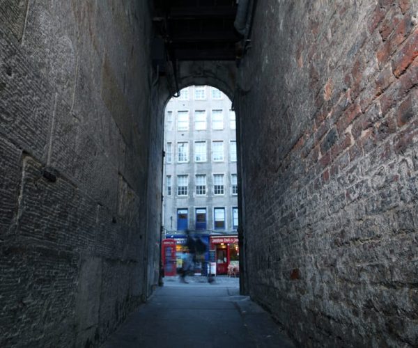 Edinburgh: Historic Underground Vaults Daytime Tour – Edinburgh, United Kingdom