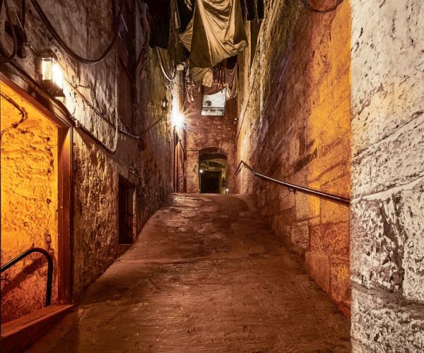 Edinburgh: Real Mary King’s Close Guided Tour – Edinburgh, United Kingdom