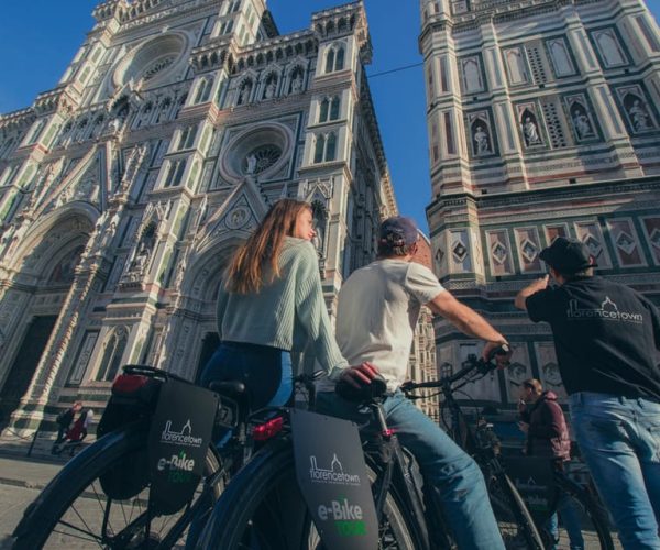 Florence: E-Bike Tour with Piazzale Michelangelo Viewpoint – Florence, Italy