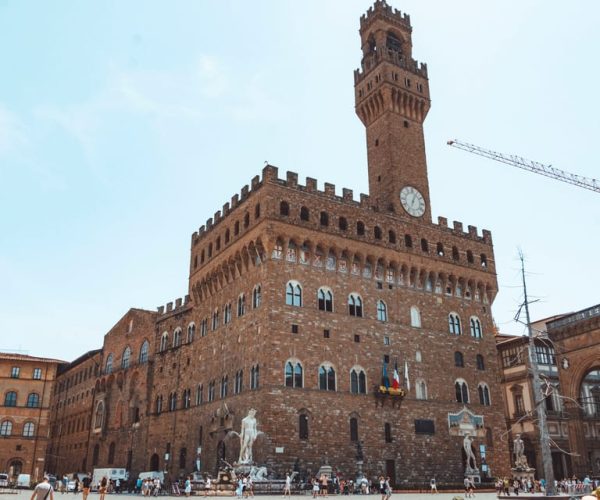 Florence: Guided E-Bike Tour to Michelangelo Square – Florence, Italy