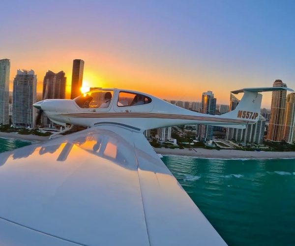 Fort Lauderdale/Miami: Private Luxury Airplane Tour – Miami, Florida