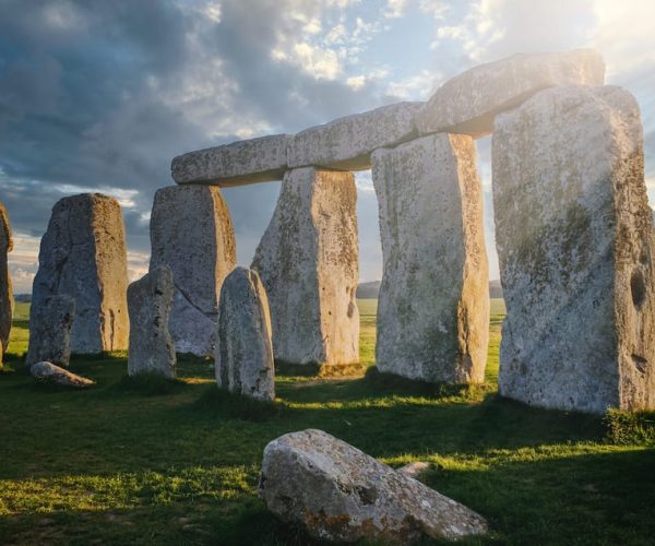 From Bath: Private Stonehenge and Salisbury Trip with Pickup – South West England, United Kingdom