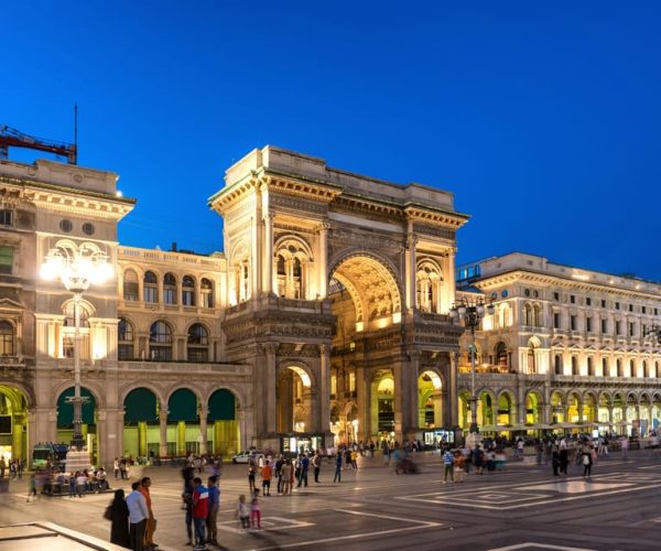 From Bologna: Milan Guided Walking Tour with Train Tickets – Milan, Italy