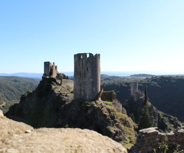 From Carcassonne: Lastours Castles and City Guided Tour – Occitanie, France