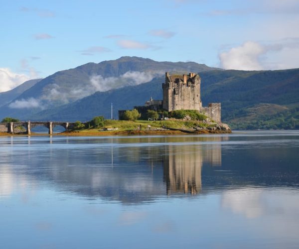 From Glasgow: 2-Day Eilean Donan, Loch Ness & Glenfinnan – Glasgow, United Kingdom