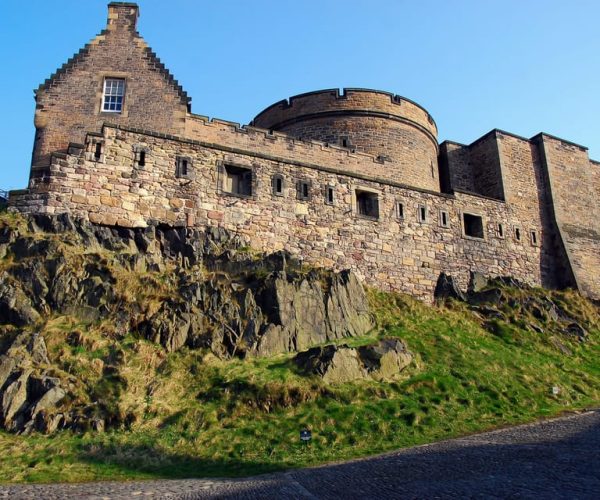 From London: Day Trip to Edinburgh by Rail with Castle Entry – London, United Kingdom