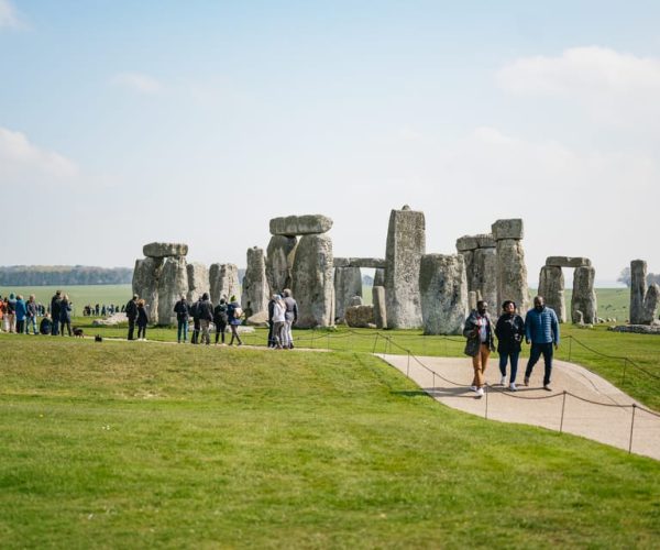 From London: Stonehenge Half-Day Trip with Audio Guide – London, United Kingdom