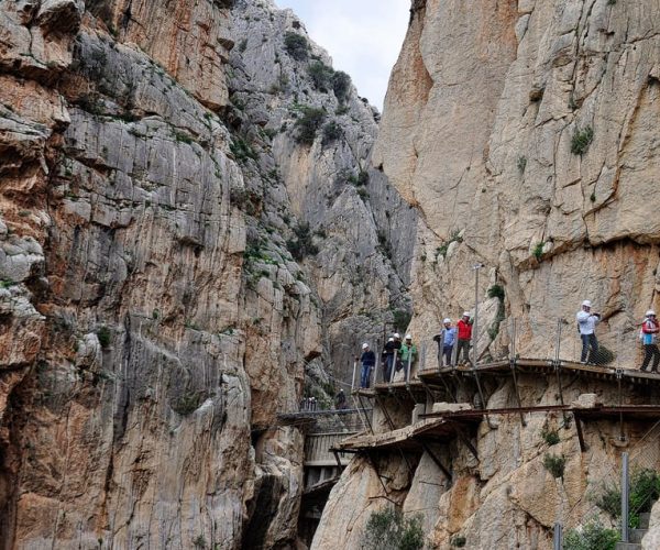 From Malaga: Caminito del Rey and Lake Swimming Private Tour – Andalusia, Spain