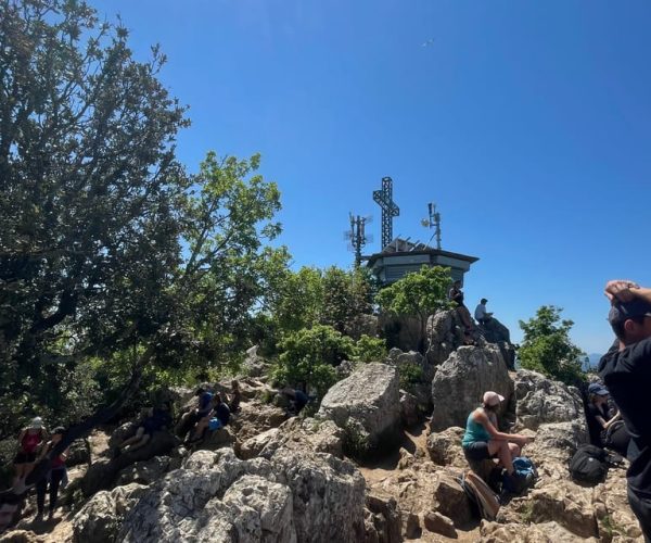 From Montpellier: Pic Saint Loup Hike with Panoramic Views – Occitanie, France