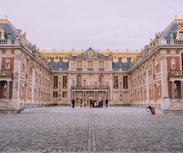 From Paris: Versailles Guided Private Day Trip by Train – Paris, France