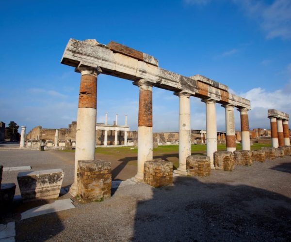 From Positano: Pompeii Ruins Guided Tour – Pompei, Italy