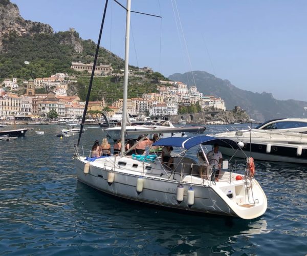 From Salerno: Amalfi Coast Full-Day Sailboat Trip with Lunch – Amalfi, Italy