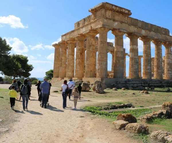 From Sciacca: Selinunte Archeological Park Roundtrip – Sicily, Italy