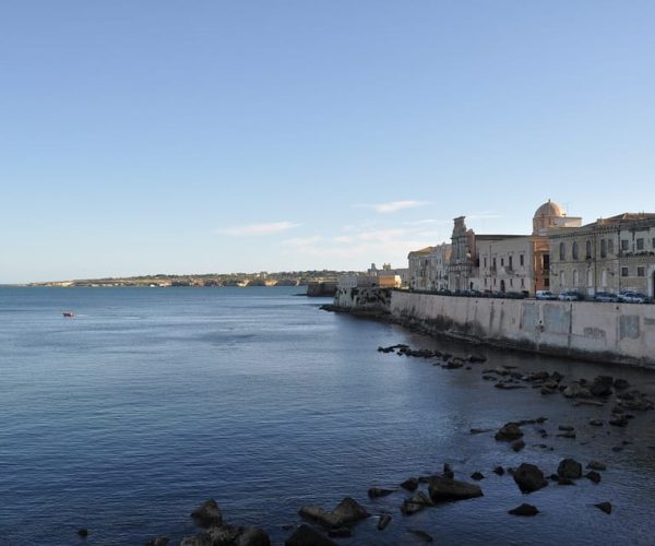 From Sciacca: Syracuse and Ortigia Island Day Trip by Bus – Sicily, Italy