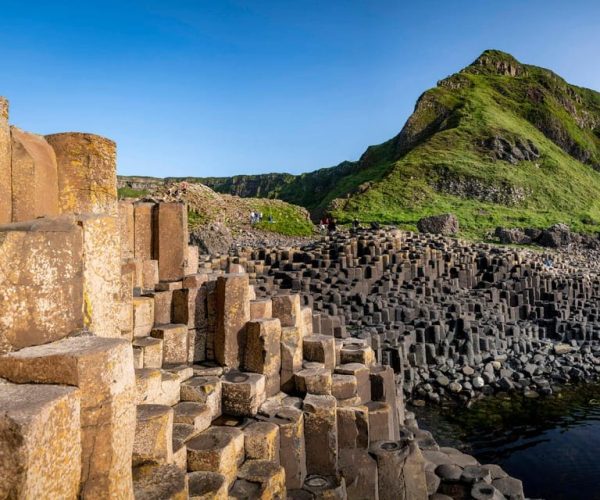 Giants Causeway Private Luxury Tour – County Antrim, United Kingdom