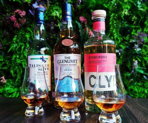 Glasgow: Whisky Flight at contemporary Scottish venue – Glasgow, United Kingdom