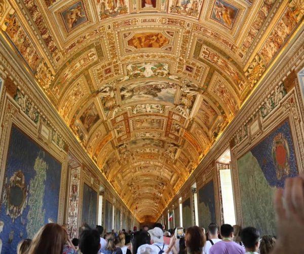 Group Tour – Vatican Museum & Sistine Chapel – Lazio, Italy