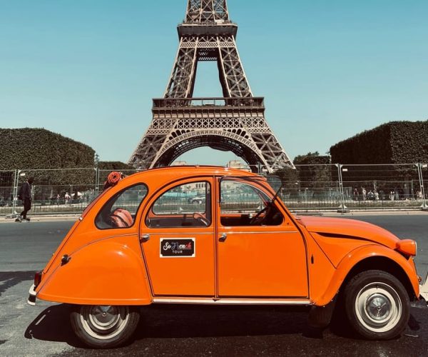 Guided Tour of Paris in Citroën 2CV – Paris, France