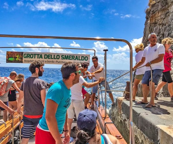 Guided tour Positano Amalfi and Emerald Grotto – Positano, Italy