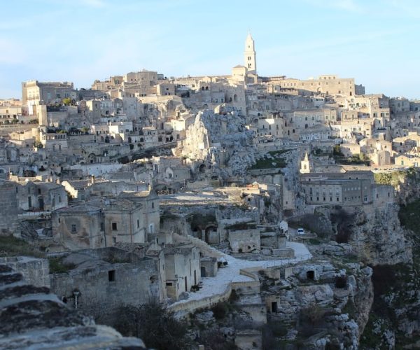 Guided tour of the Sasso Barisano and Sasso Caveoso – Apulia, Italy