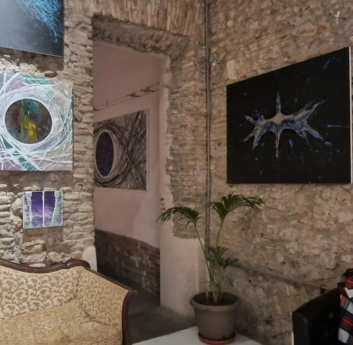 Home gallery experience of a contemporary Roman artist – Lazio, Italy