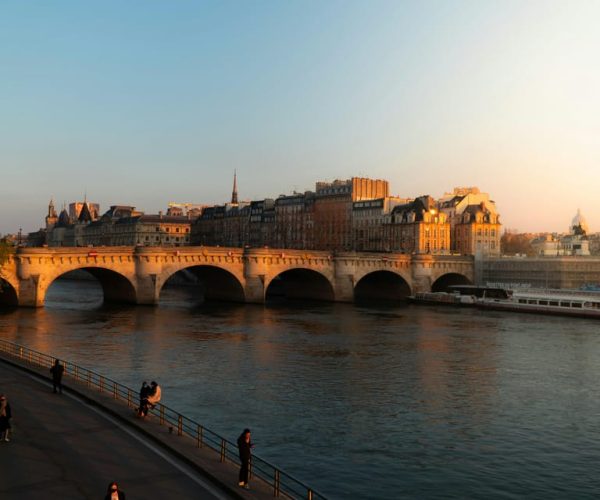 Île De La Cité Walking Tour: Discover Paris’ Birthplace – Paris, France