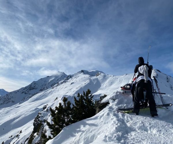 Innsbruck: Priv. Guided Snowy Mountain Hike /Snowshoe´s – Tyrol, Austria