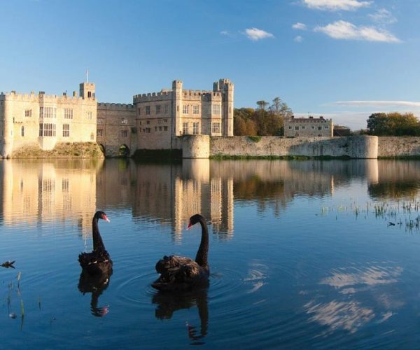 Kent: Leeds Castle Admission – Ultimate Explorer Ticket – South East England, United Kingdom