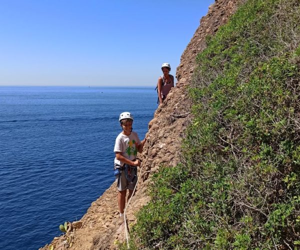 La Ciotat: 3-Hour Trou Souffleur Rock Climbing Adventure – Provence-Alpes-Côte d’Azur, France