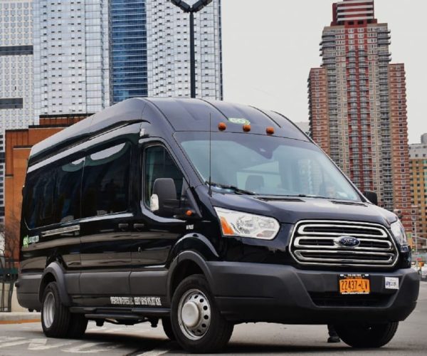 LaGuardia Airport Private Transfer to/from Manhattan – New York City, New York