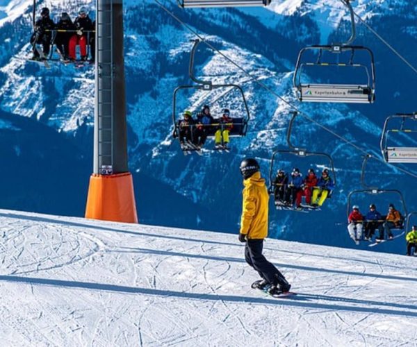 Les Menuires: Private Ski Safari with transport – Auvergne-Rhône-Alpes, France