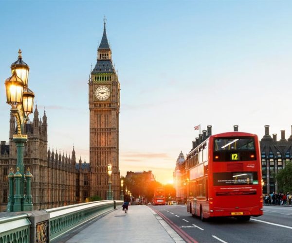 London: British Royalty Walking Tour – London, United Kingdom