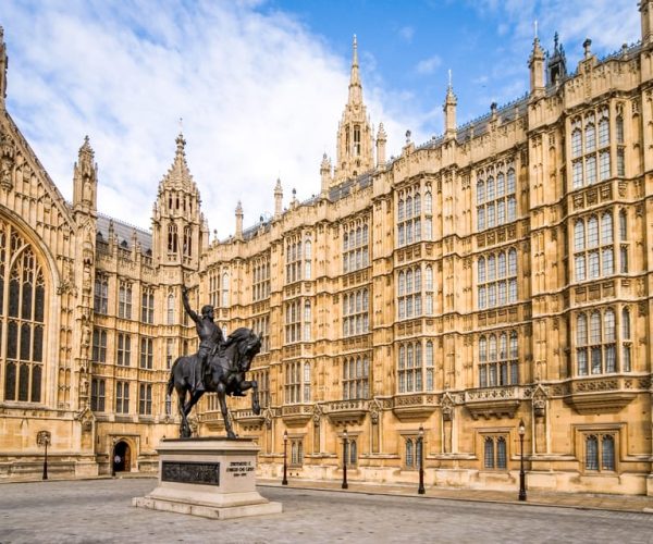 London: Changing of the Guards Ceremony Guided Walking Tour – London, United Kingdom