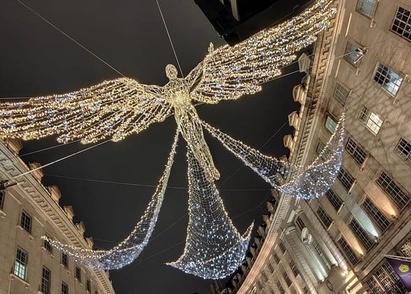 London Christmas Sparkle Private Walking Tour – London, United Kingdom