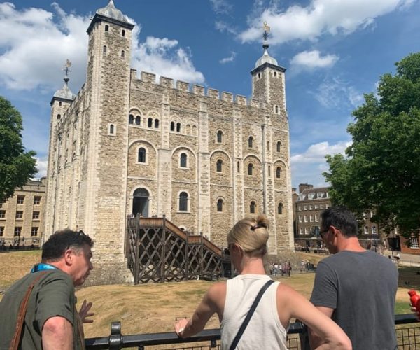 London: Early Entry Tower of London Tour & Meet a Beefeater – London, United Kingdom