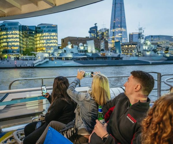 London: Ghost Walk and River Thames Boat Ride – London, United Kingdom