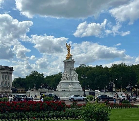 London: Guided Walking Tour with Changing Of The Guard – London, United Kingdom