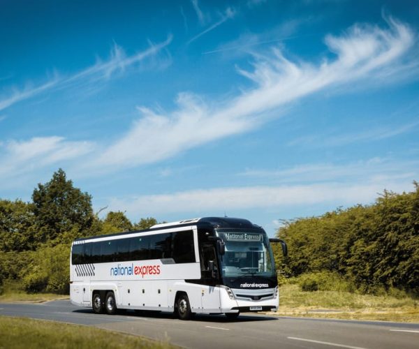 London: Luton Airport to/from Central London Bus Transfer – London, United Kingdom