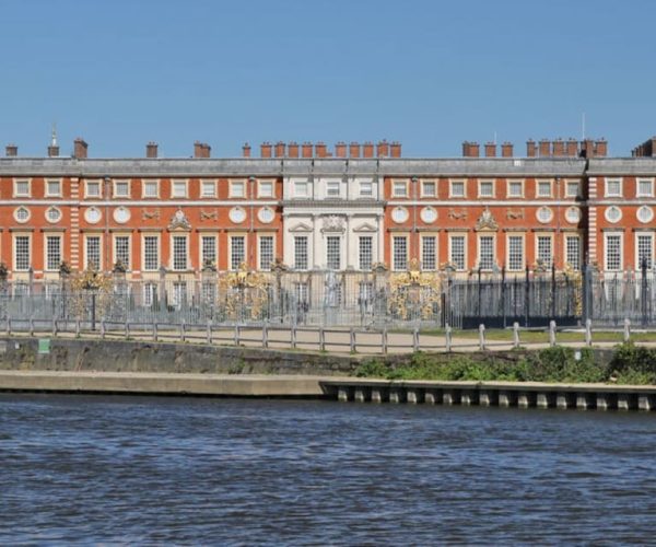 London: Richmond to Hampton Court River Thames Cruise – London, United Kingdom