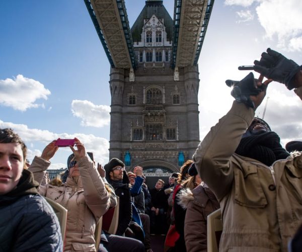 London: Sightseeing Night Tour by Open-top Bus – London, United Kingdom