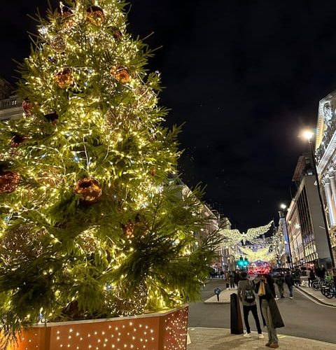 London: Silent Disco Christmas Walking Tour – London, United Kingdom