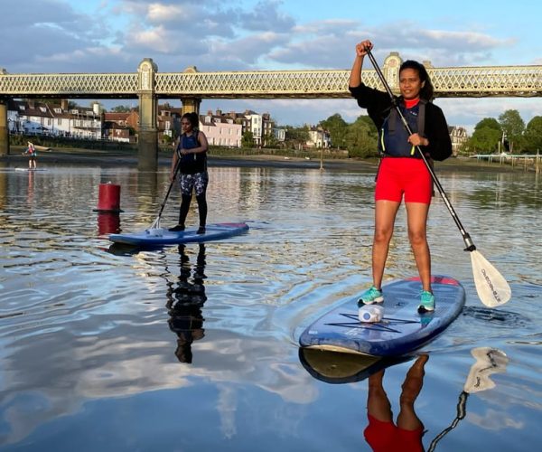 London: Stand Up Paddleboarding on the Thames – London, United Kingdom