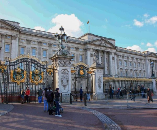 London: Tower of London and Changing of the Guard Experience – London, United Kingdom