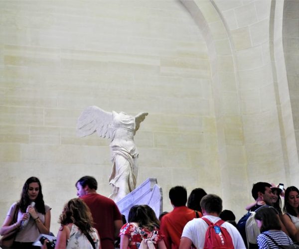 Louvre Museum: Skip-the-Line Small Group Guided Tour – Ile-de-France, France