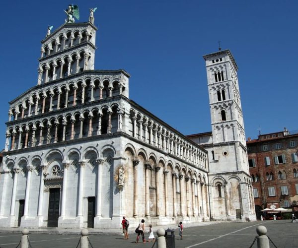 Lucca: Self-Guided Tour by Bike – Tuscany, Italy