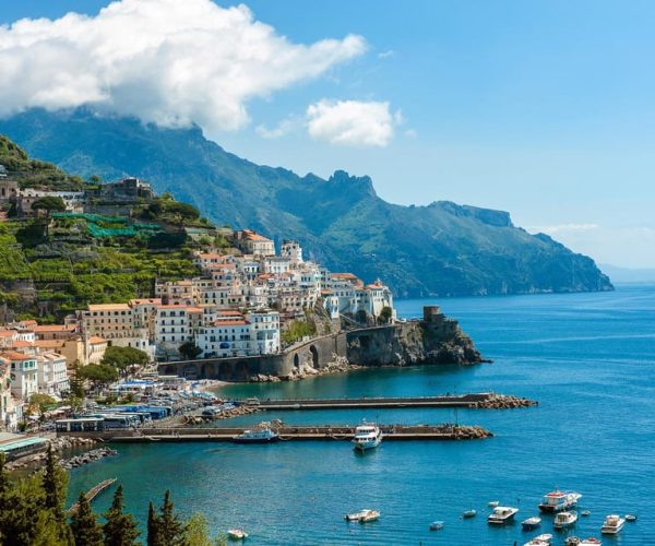 Luxury Boats | Amalfi Coast & Capri Boat Tour – Amalfi, Italy