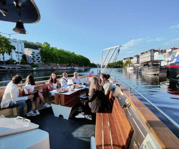 Lyon: Brunch on the Sâone River – Auvergne-Rhône-Alpes, France