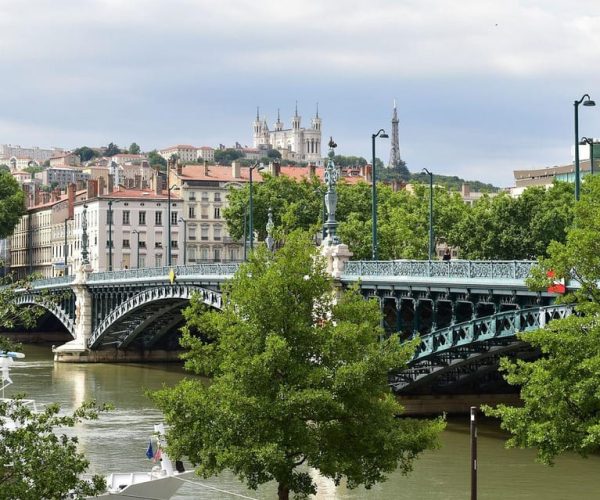 Lyon: Private Guided Walking Tour – Bourgogne-Franche-Comté, France